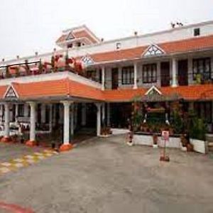 Hotel Apple Valley